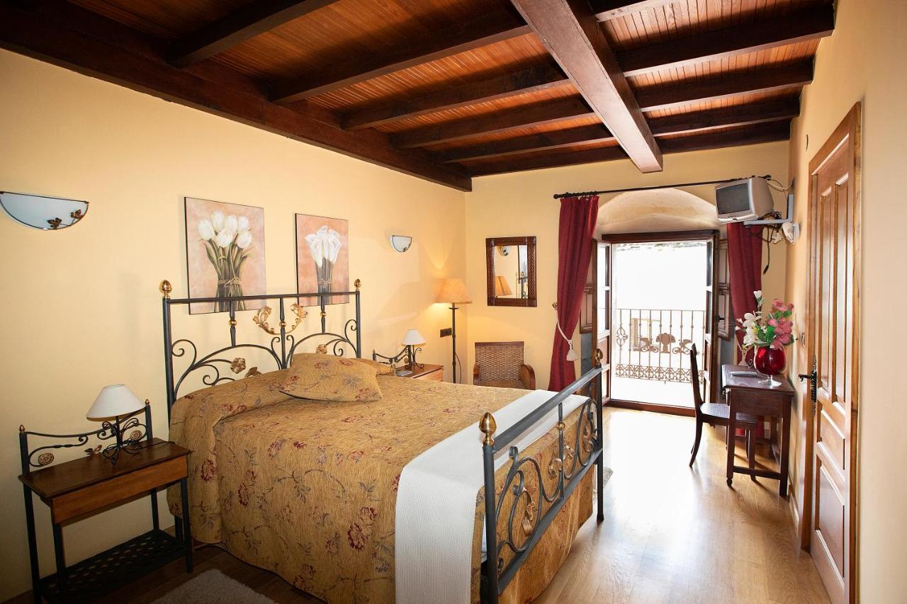 La Casona de Lombraña, en Polaciones  Bagian luar foto